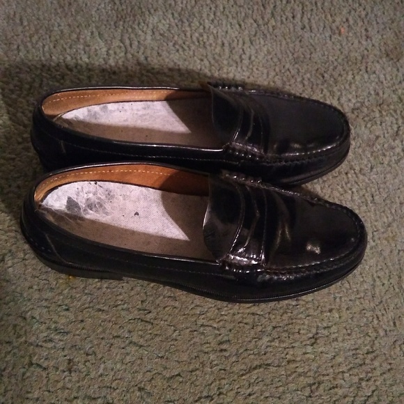 Used shoes - Picture 2 of 2